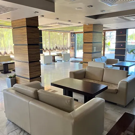 Апартамент River Park 603